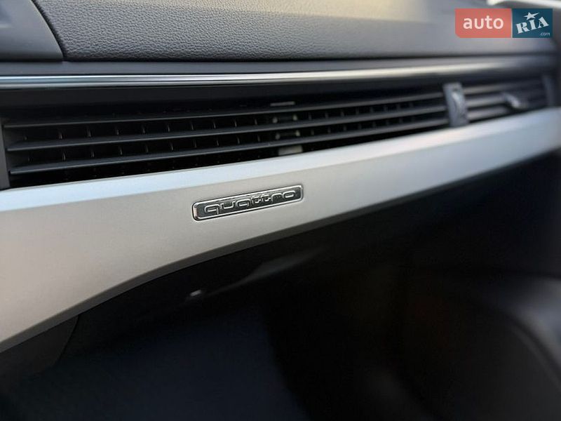 Седан Audi A4 2023 в Чернигове