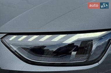 Седан Audi A4 2021 в Києві