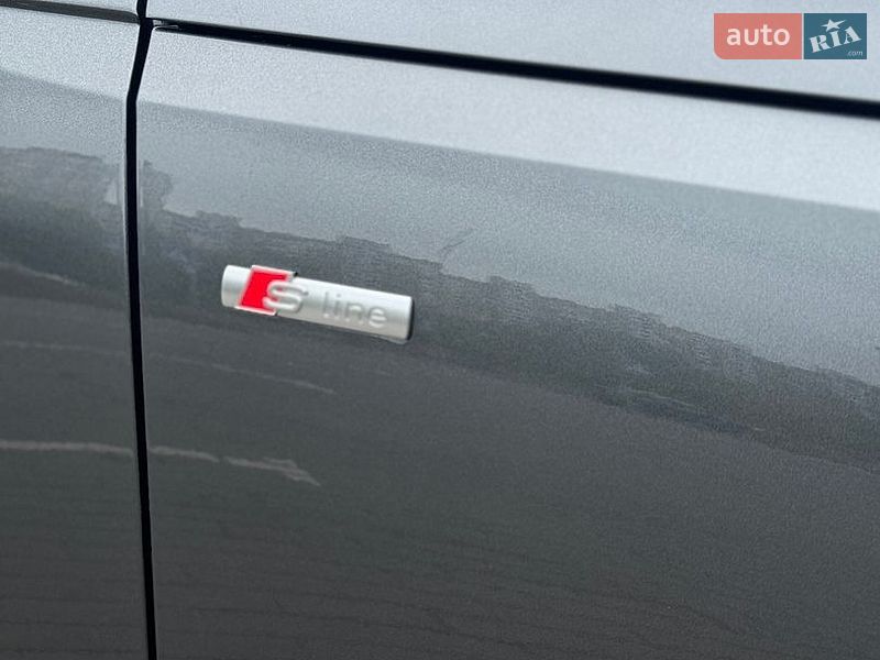 Седан Audi A4 2021 в Києві