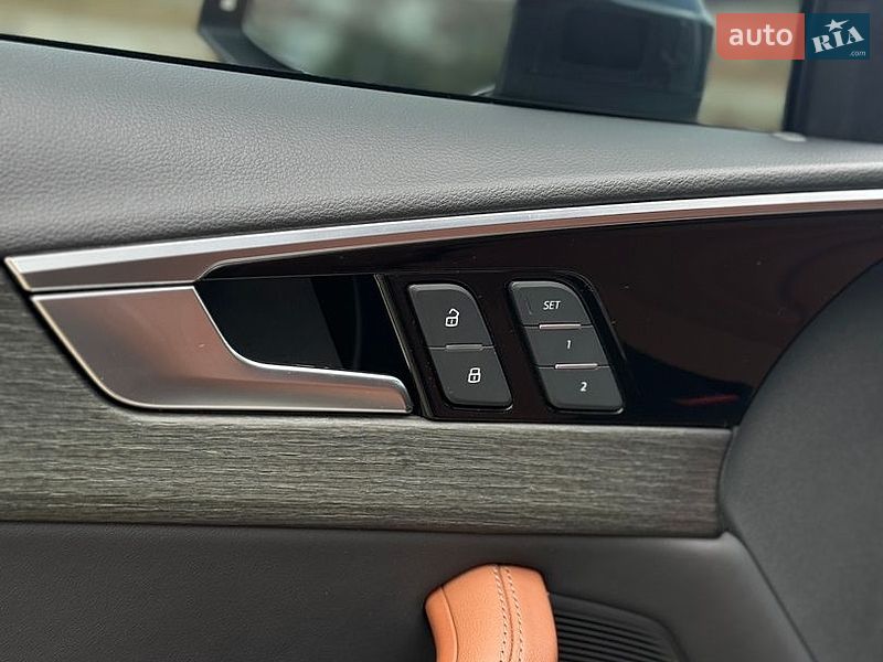Седан Audi A4 2021 в Києві