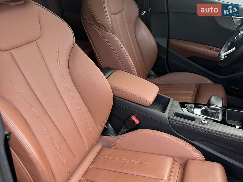 Седан Audi A4 2021 в Києві