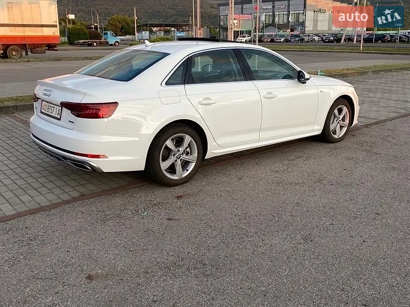 Audi A4 2019