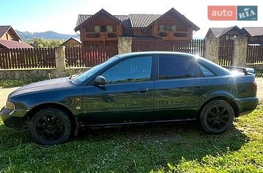 Седан Audi A4 1995 в Яремчі