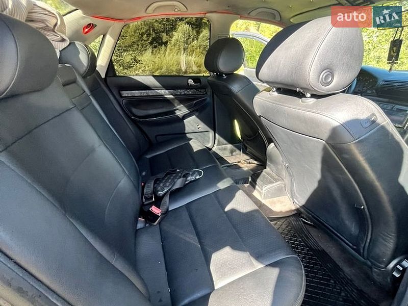 Седан Audi A4 1995 в Яремчі