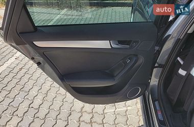Седан Audi A4 2015 в Ивано-Франковске