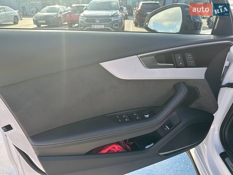 Седан Audi A4 2021 в Києві фото 28 Седан Audi A4 2021 в Києві