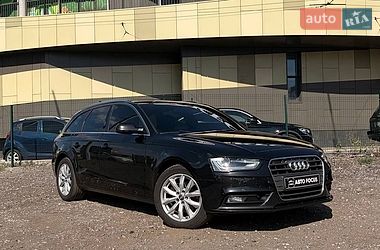 Универсал Audi A4 2014 в Киеве