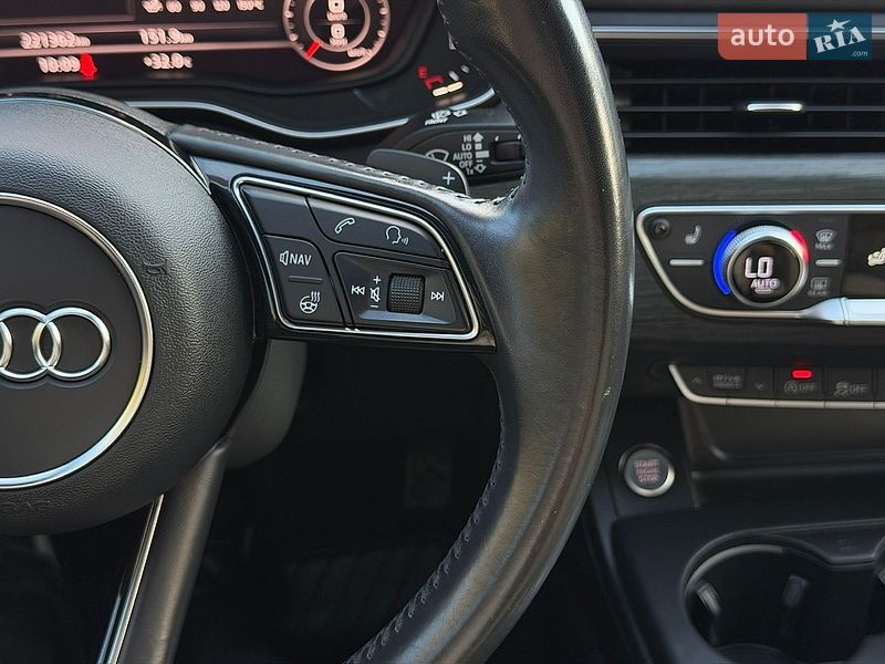 Седан Audi A4 2017 в Виннице