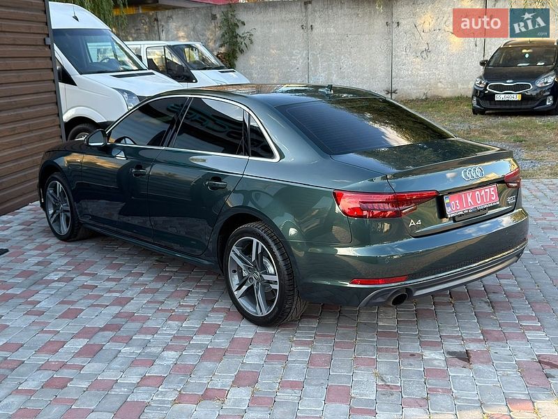 Седан Audi A4 2017 в Виннице