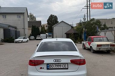 Седан Audi A4 2014 в Тернополі