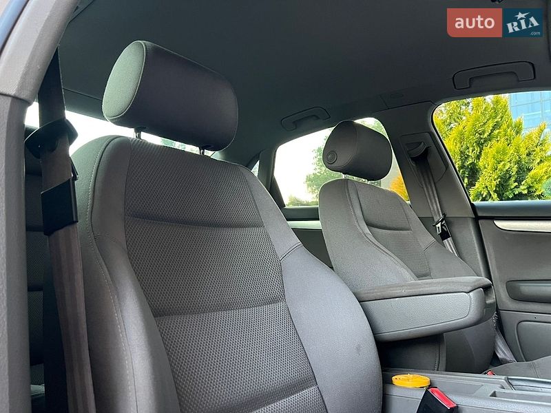 Седан Audi A4 2002 в Хмельницькому