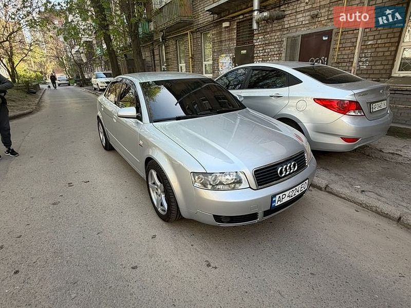 Audi A4 2004 Audi A4 2004