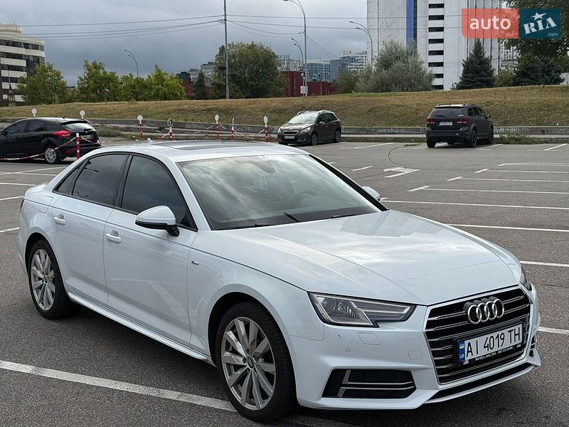 Седан Audi A4 2017 в Киеве