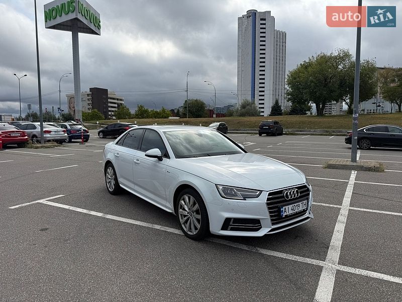 Седан Audi A4 2017 в Киеве
