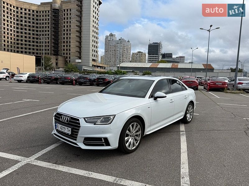 Седан Audi A4 2017 в Киеве