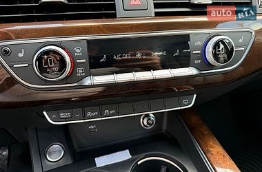 Седан Audi A4 2019 в Львове