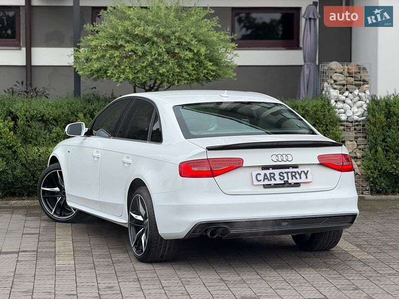 Седан Audi A4 2014 в Стрые