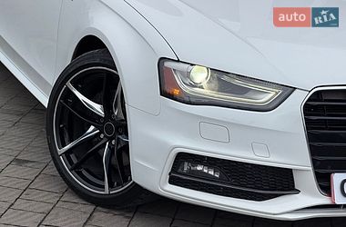 Седан Audi A4 2014 в Стрые