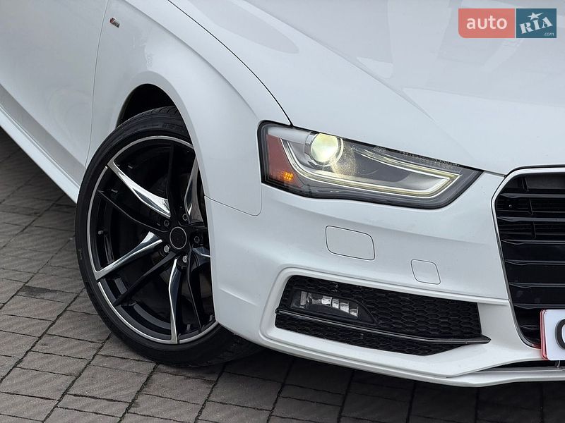 Седан Audi A4 2014 в Стрые