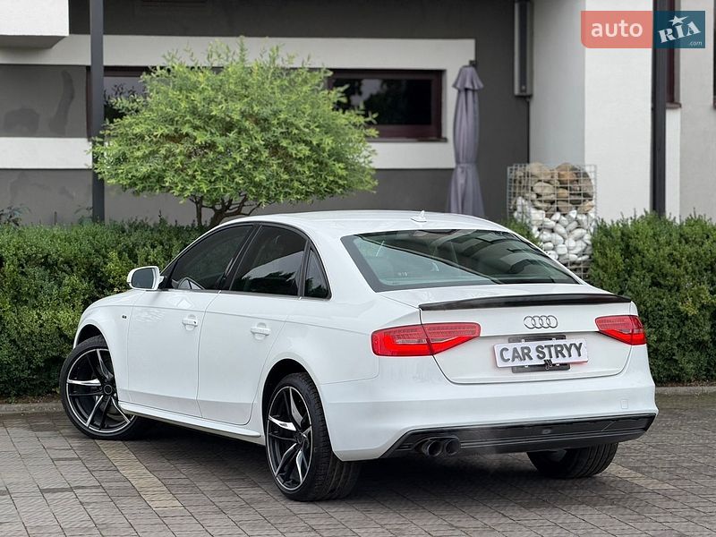 Седан Audi A4 2014 в Стрые