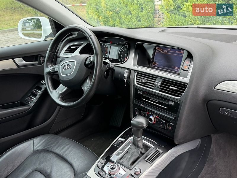 Седан Audi A4 2014 в Стрые
