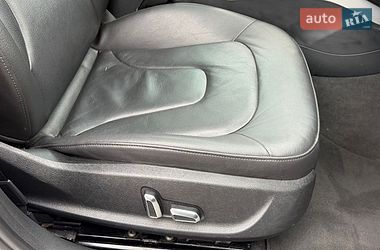 Седан Audi A4 2014 в Стрые