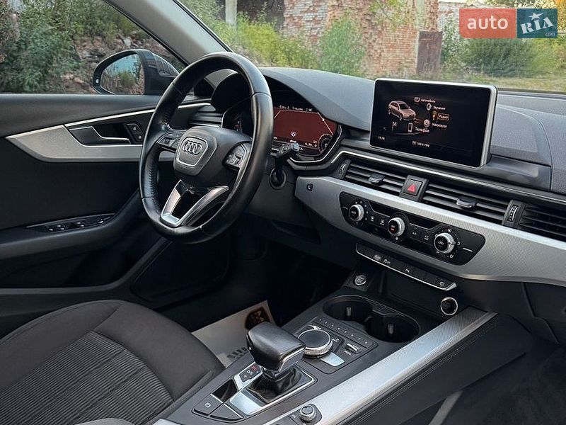 Універсал Audi A4 2016 в Дрогобичі