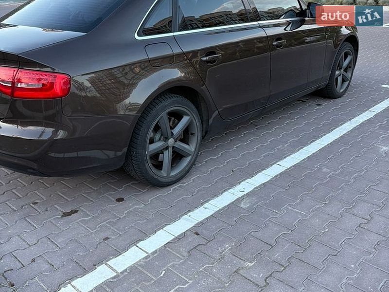 Седан Audi A4 2012 в Софіївській Борщагівці фото 6 Седан Audi A4 2012 в Софіївській Борщагівці