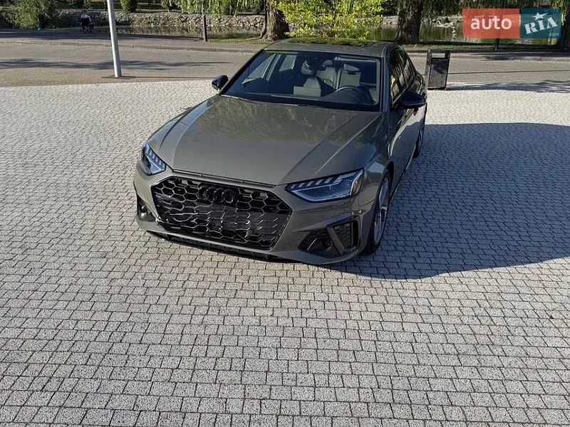 Audi A4 2023