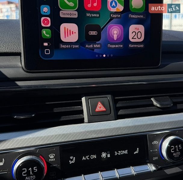 Седан Audi A4 2016 в Умані