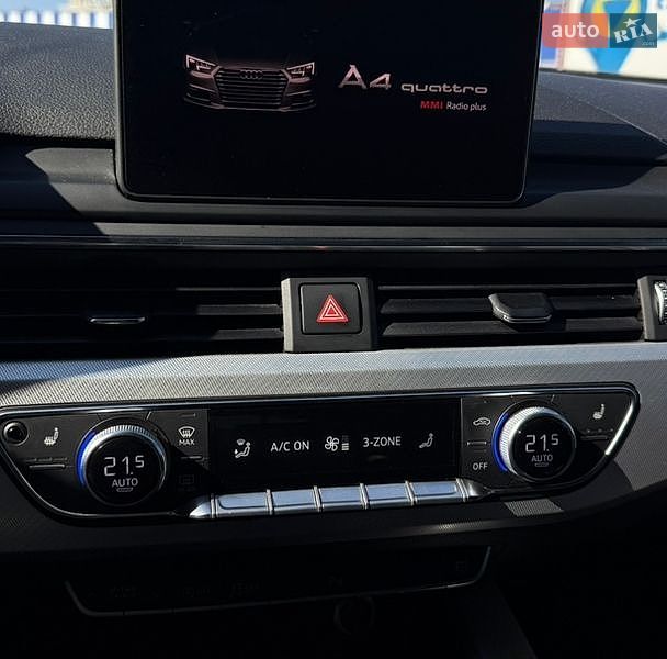 Седан Audi A4 2016 в Умані
