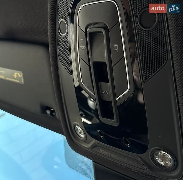 Седан Audi A4 2016 в Умані