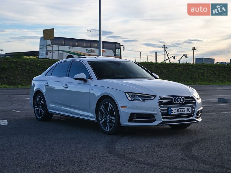 Седан Audi A4 2018 в Львові