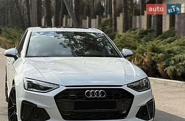 Седан Audi A4 2019 в Киеве