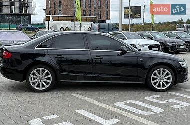 Седан Audi A4 2014 в Львові