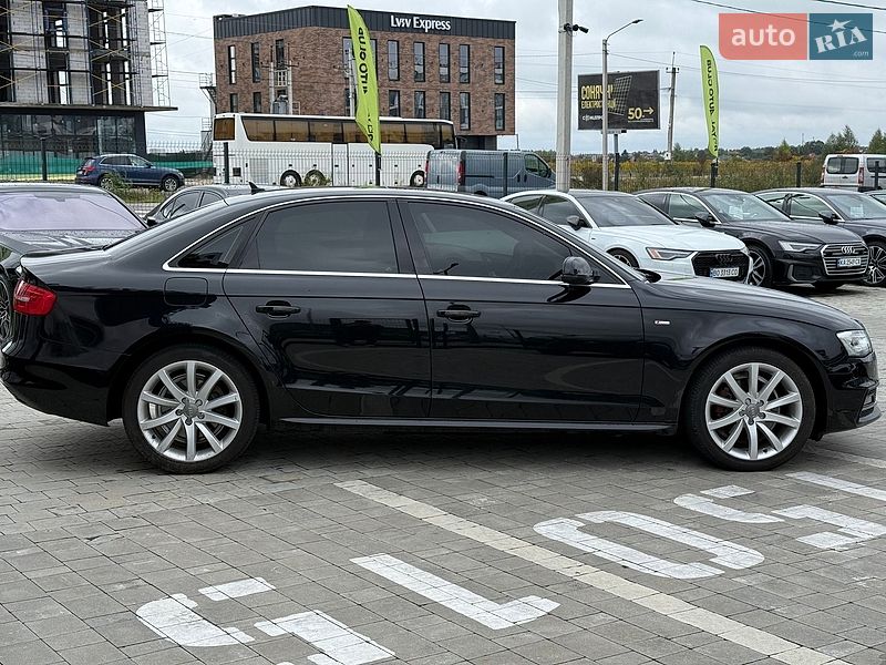 Седан Audi A4 2014 в Львові