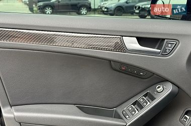 Седан Audi A4 2014 в Львові