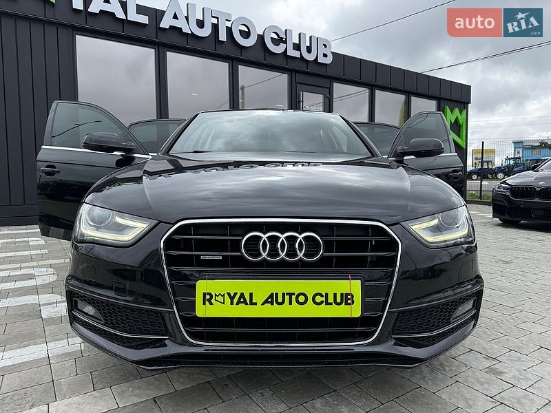 Седан Audi A4 2014 в Львові