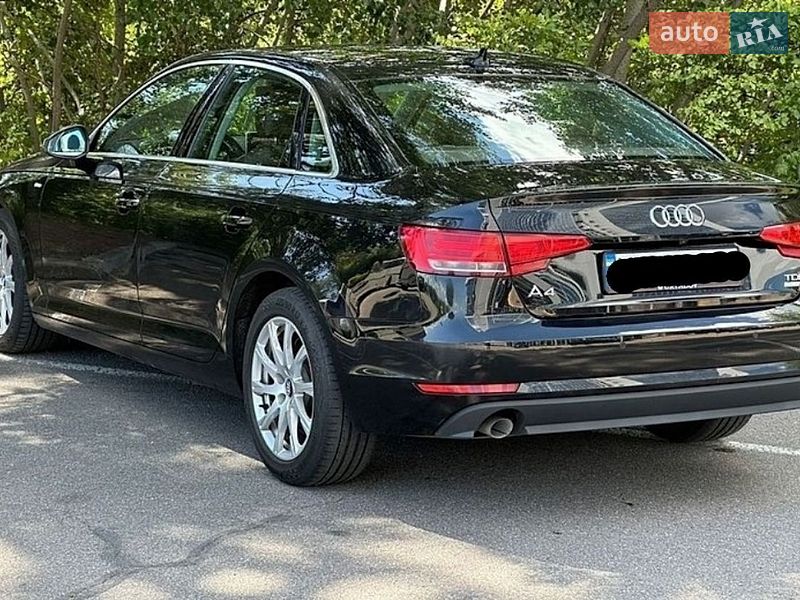 Седан Audi A4 2016 в Києві