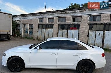 Седан Audi A4 2010 в Каменец-Подольском