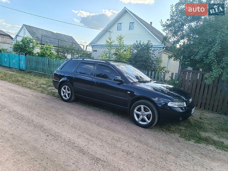 Універсал Audi A4 1999 в Житомирі