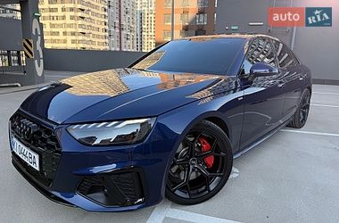 Седан Audi A4 2021 в Киеве