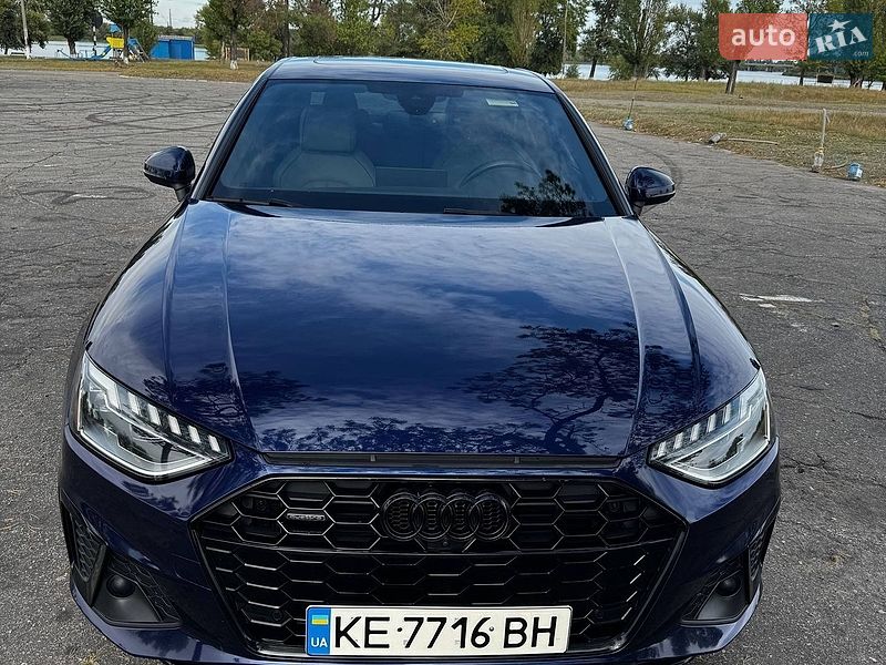 Седан Audi A4 2021 в Каменском