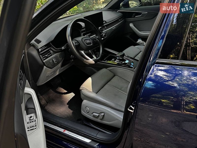 Седан Audi A4 2021 в Каменском