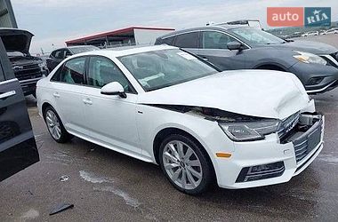 Седан Audi A4 2018 в Львове