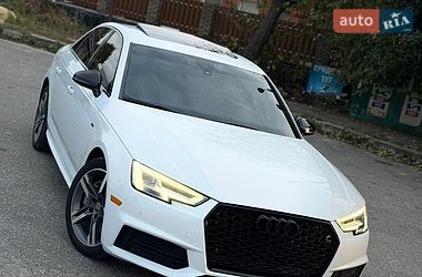 Седан Audi A4 2018 в Валках