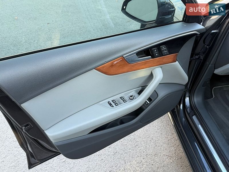 Седан Audi A4 2020 в Львові
