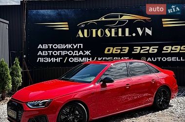 Седан Audi A4 2022 в Виннице