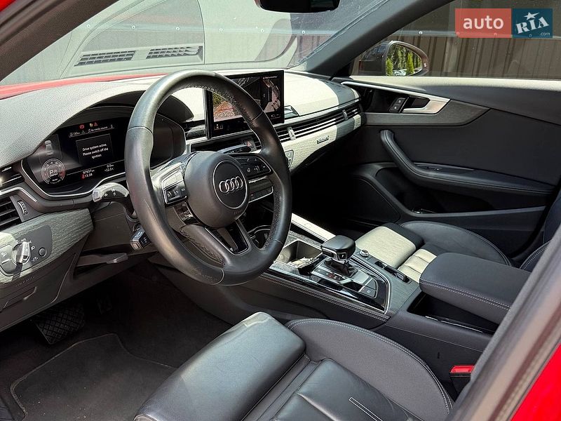 Седан Audi A4 2022 в Вінниці