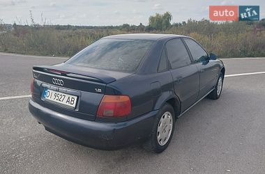 Седан Audi A4 1996 в Городку